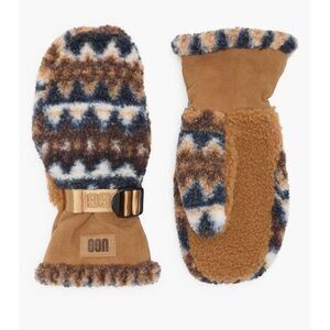 NWT UGG Elias Uggfluff Trapper Gloves mitten S/M